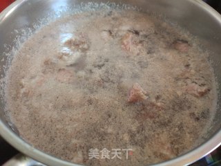 西红柿土豆牛肉汤的做法步骤：2