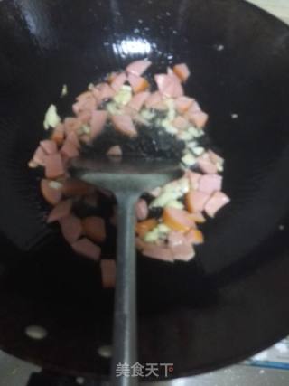 火腿肠炒豆角的做法步骤：4