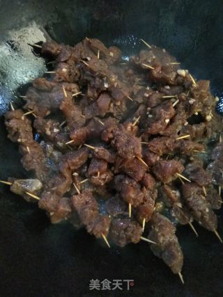 牙签牛肉的做法步骤：4