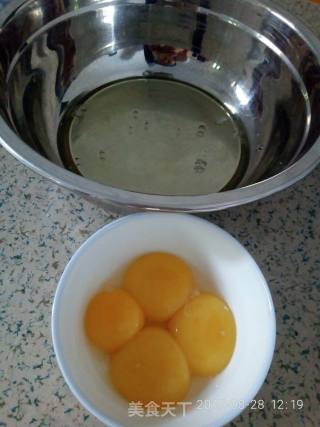 电饭煲版海棉蛋糕的做法步骤：2