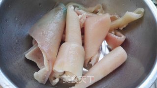 沙拉汁拌皮冻的做法步骤：5