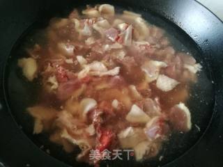 香辣啤酒鸭的做法步骤：2