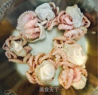 青椒炒八爪鱼的做法步骤：4