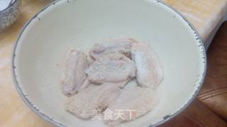 香酥炸鸡翅的做法步骤：5