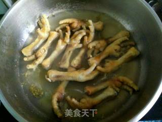 香辣凤爪的做法步骤：2
