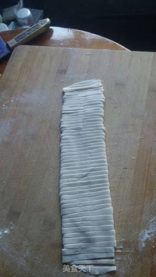 手擀面的做法步骤：13