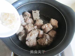 糖醋排骨的做法步骤：3