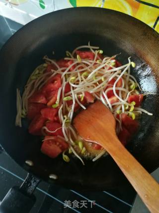 番茄鸡蛋捞面的做法步骤：3