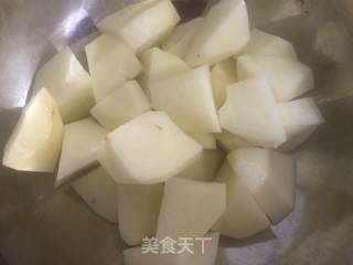 鸡块炖土豆的做法步骤：2