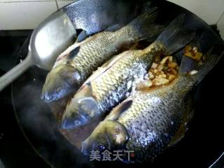 清炖鲫鱼的做法步骤：6