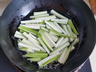 丝瓜肉丸汤的做法步骤：5