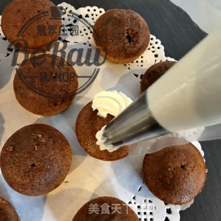 原创 | 咖啡樱桃浆果鲜奶油蛋糕的做法步骤：9