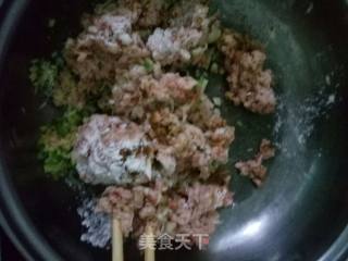 猪肉丸子冬瓜汤的做法步骤：3