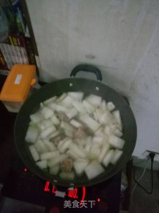 猪肉丸子冬瓜汤的做法步骤：5