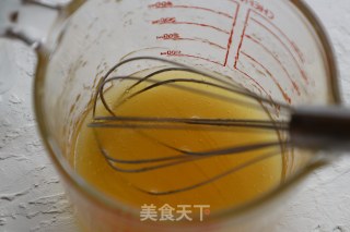传统月饼的做法步骤：2