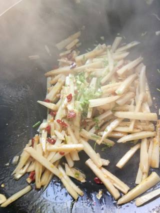 酸辣藕丝的做法步骤：5