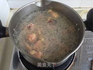毛豆米烧鸡的做法步骤：2