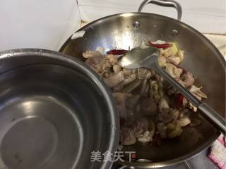 毛豆米烧鸡的做法步骤：8