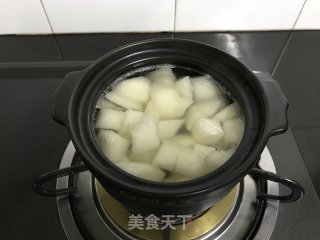#一碗好汤#冰糖玫瑰炖梨的做法步骤：6