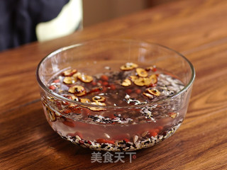 十谷杂粮粥 秋季滋补的做法步骤：1