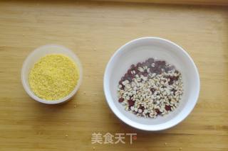 【93度铁定香】小米红豆粥的做法步骤：2