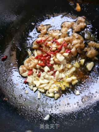 泡菜鱼泡烧河鱼的做法步骤：7