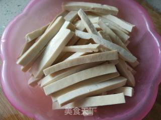 白菜炖豆腐的做法步骤：2