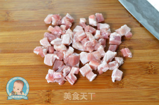 卤肉饭-甜甜的孩子也爱吃的做法步骤：2