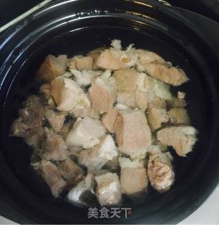 干锅羊肉的做法步骤：2