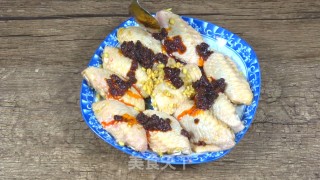 四季餐桌|招牌拌饭酱蒸鸡翅的做法步骤：4