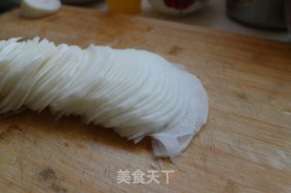 【川菜】炝炒白萝卜丝的做法步骤：2