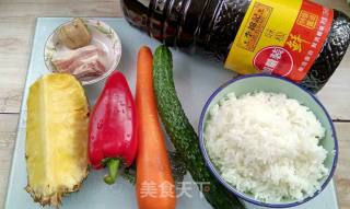什锦酱油炒饭的做法步骤：1