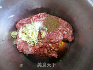 大酱汤汆丸子的做法步骤：2