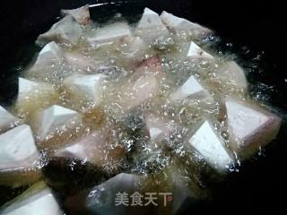 香芋煮丝瓜的做法步骤：1