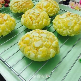 杏仁菠萝包的做法步骤：8