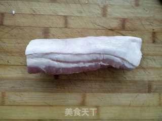 家常回锅肉的做法步骤：1