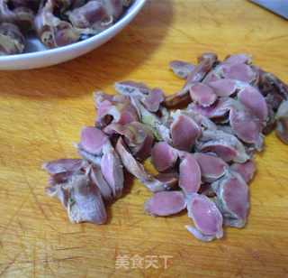 蒜辣拌鸡胗的做法步骤：5