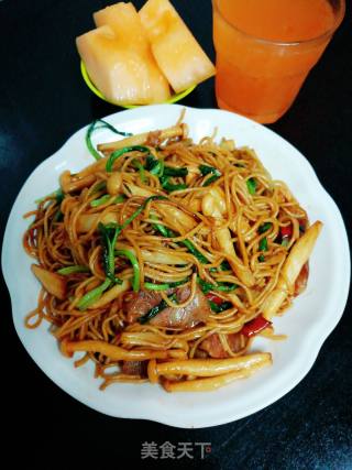菌菇香肠炒面的做法步骤：10