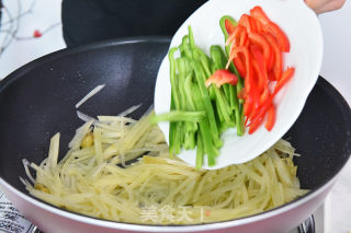 泡椒土豆丝的做法步骤：6