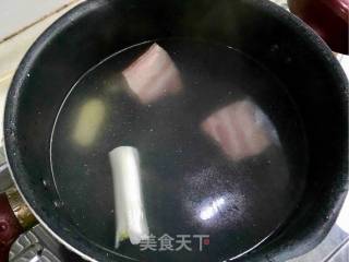 茼子杆炒风肉的做法步骤：4