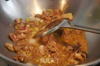 苦瓜炒肉片的做法步骤：3