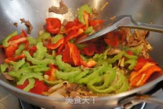 苦瓜炒肉片的做法步骤：4