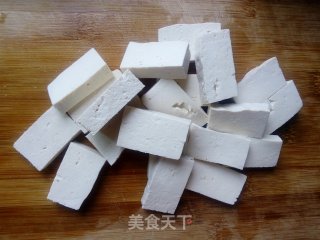 菌菇烩豆腐的做法步骤：2