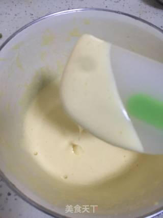 蛋黄溶豆豆的做法步骤：2
