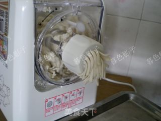 牛肉面条的做法步骤：2