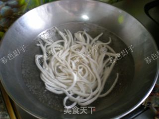 牛肉面条的做法步骤：4