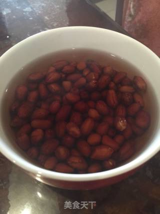 宫保鸡丁的做法步骤：1