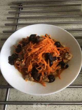 胡萝卜丝炒肉的做法步骤：7