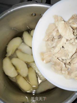苹果雪梨肉片汤的做法步骤：11