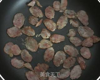 腐竹木耳炒腊肠的做法步骤：5